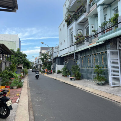 CẦN BÁN DÃY NHÀ TRỌ MẶT TIỀN LÊ PHỤNG HIỂU VĨNH LẠC, RẠCH GIÁ, KIÊN GIANG.